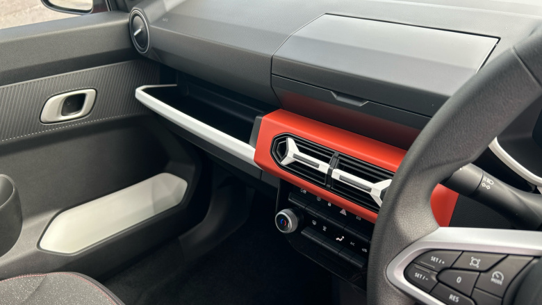 Dacia Spring 27kWh Expression 65 48kW 5dr Auto Electric Hatchback